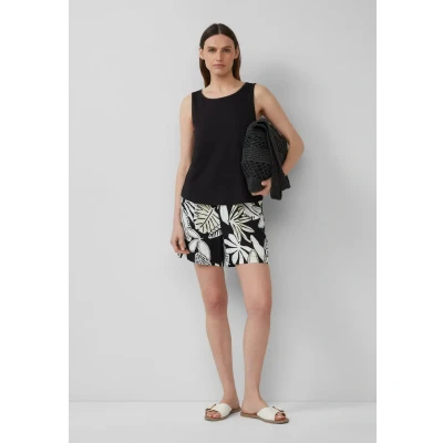 Abbildung von s.Oliver T Shirt, mit Cut Out