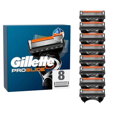 Abbildung von Gillette Fusion5 Proglide 8 Ersatzklingen mit 2x Gleitstreifen vor und nach den Klingen neuer EverGlide für unglaubliche Gründlichkeit Komfort