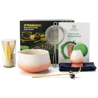 Abbildung von TEANAGOO Japanischer Matcha Schneebesen (7 Stück) Set Mtacha Kit Schale mit Ausgießer Bambus (Chasen) Schaufel Schneebesenhalter.N35, Farbverlauf Rosa Weiß