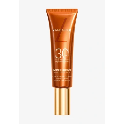 Abbildung von Lancaster Infinite Bronze Sonnen Make up SPF 30 Medium/dark