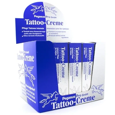 Abbildung von Pegasus Pro Tattoo Creme, 25er Set im Thekendisplay, je 25g, Pflege &amp; Aftercare für intensiven Tattooschutz, Feuchtigkeitsspendend mit Cajeputöl, Weizenkeimöl und Dexpanthenol, Made in Germany