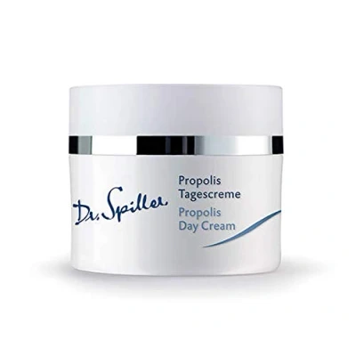 Abbildung von Dr. Spiller Propolis Tagescreme Für unreine und fettige Haut Gleicht die Hautflora aus Mit hochwertigem Propolisextrakt
