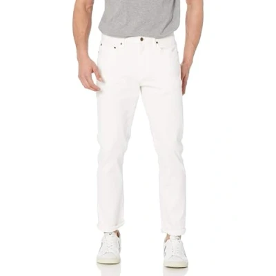 Abbildung von Amazon Essentials Herren Slim Fit Jeans, Grellweiß, 30W / 30L