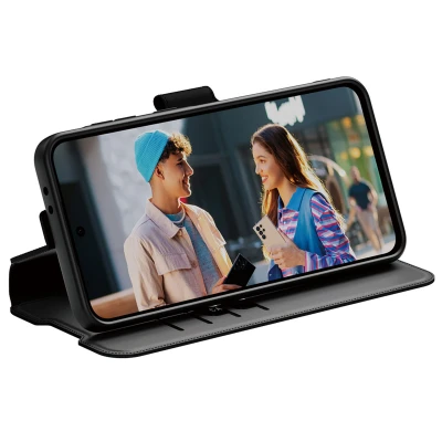 Abbildung von Samsung Galaxy A56 Hülle Kunstleder CARE by PanzerGlass Klapphülle Handyhülle Schwarz