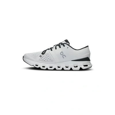 Abbildung von On Cloud X 4 Trainingsschuh Ivory black, Damen, Größe: 36, black Schuhe