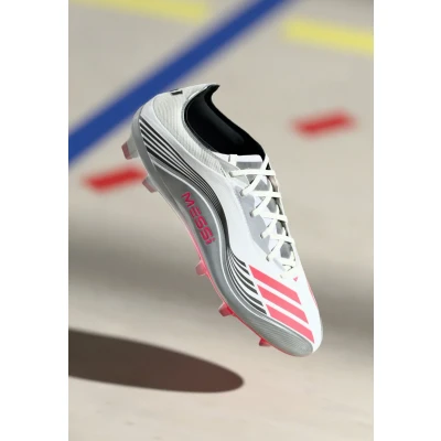 Abbildung von adidas Performance F50 Messi PRO FG Fußballschuhe Naturrasen footwear white/lucid red/silvercoloured metallic, Herren, Größe: 45 1/3 Schuhe