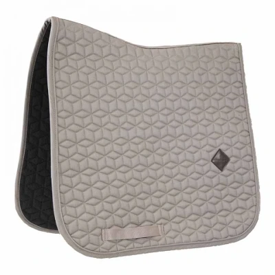 Abbildung von Kentucky Schabracke Basic Dressur Beige Warmblut
