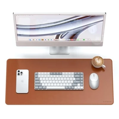 Abbildung von SATECHI Schreibtischunterlage aus veganem Leder, großes Mauspad, kratz und wasserfest, leicht zu reinigen, für Büro Zuhause, 68.07 x 31.5 0.3cm Braun