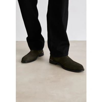 Abbildung von Tommy Hilfiger Core Rwb Suede Chelsea (Stiefeletten, Herren, Grün (Black), 44 Eu