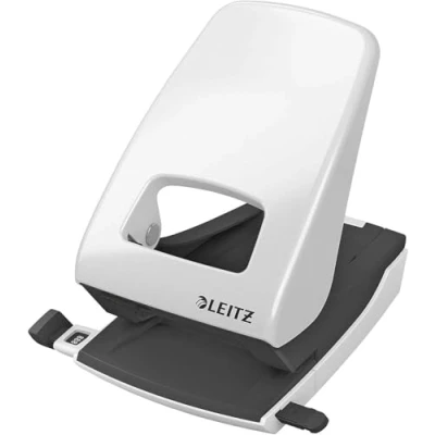 Abbildung von Leitz Starker Büro Locher aus Metall, Für 40 Blatt, Anschlagschiene mit Formatangaben, Ergonomisches Design, grau, 51380085