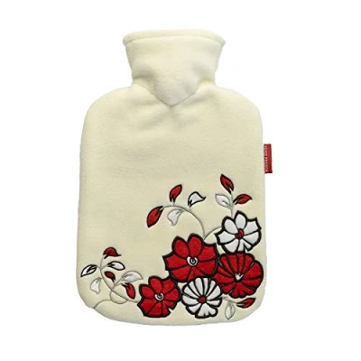 Abbildung von Hugo Frosch Wärmflasche Klassik 1,8 l mit Fleecebezug creme Blumenornament