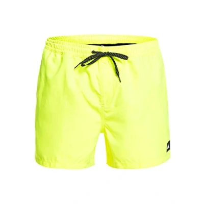Abbildung von Quiksilver Everyday Volley 15 Badeshorts, Herren, Größe: Small, Safety yellow