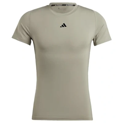 Abbildung von adidas Performance Techfit Tshirt print, Herren, Größe: Medium, Silver pebble