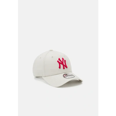 Abbildung von New Era League Essential 9FORTY Unisex Cap, Größe: One Size, Stone/red