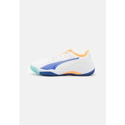 Abbildung von Puma NOVA Smash Padelschuhe, Herren, Größe: 42, White/vivid blue/heat fire/black Hochwertiges lederimitat