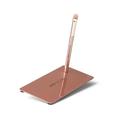 Abbildung von Profusion Cosmetics Magnetix Displayständer und Lidschattenpinsel 2 tlg.