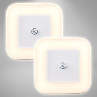 Abbildung von B.K.Licht 2er Set Nachtlicht Steckdose mit Bewegungsmelder, warmweiße Lichtfarbe, Dauerlicht und Timer, Nachtlampe, Kinderzimmer, Steckdosenlampe, Steckdosenlicht, 6,5x6,5x6,5 cm, Weiß
