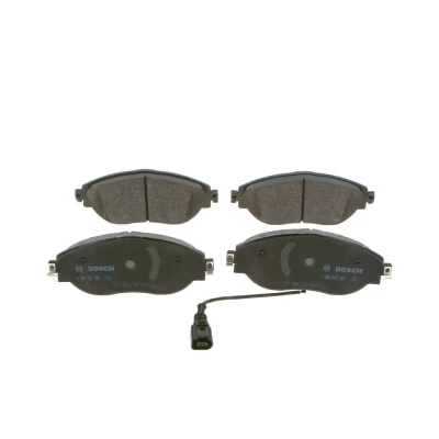 Abbildung von BOSCH 0 986 424 285 Bremsbelagsatz Low Metallic mit integriertem Verschleißsensor VOLKSWAGEN: Golf VIII Hatchback, Tiguan II, Allspace kfzteile