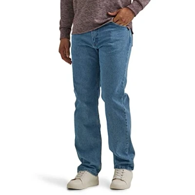 Abbildung von Wrangler Authentics Herren Classic 5 Pocket Regular Fit Jeans, Light Stonewash Flex, 31W / 32L