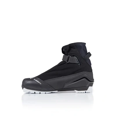 Abbildung von Fischer Herren Langlaufschuhe Langlaufstiefel Männer Skistiefel Skischuhe für NNN Bindung XC Comfort PRO Größe: 43 Farbe: schwarz Weiss 2024