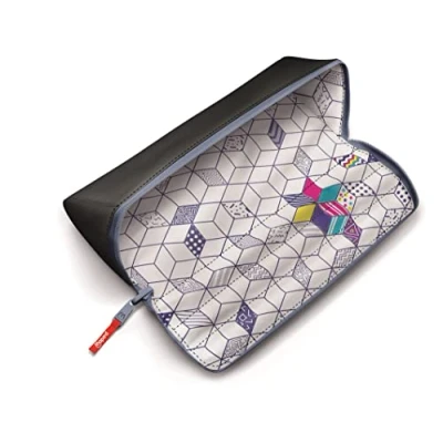 Abbildung von Maped Federmäppchen XXL BASIC mit Öffnung: einfaches Finden und Herausnehmen der Stifte resistenter Polyester bemalbar Bunt Filzstiften großer Reißverschluss schwarz