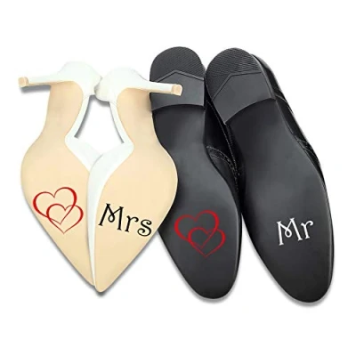 Abbildung von Aufkleber Set für Hochzeitsschuhe Schuhsticker Hochzeit Trauung Schuhe Heiraten Sticker Folie Selbstklebend Sprüche Symbole (Schwarz Weiß, K125 K126 Mrs Mr)