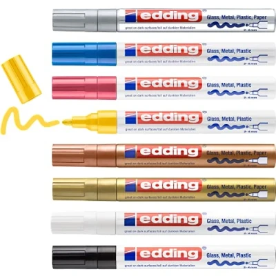 Abbildung von edding 750 Glanzlackmarker Set schwarz, gelb, pink, hell blau, weiß, gold, silber, kupfer 8 Stifte Rundspitze 2 4mm Lackstift für Glas Stein Holz Kunststoff Papier wasserfest, stark deckend