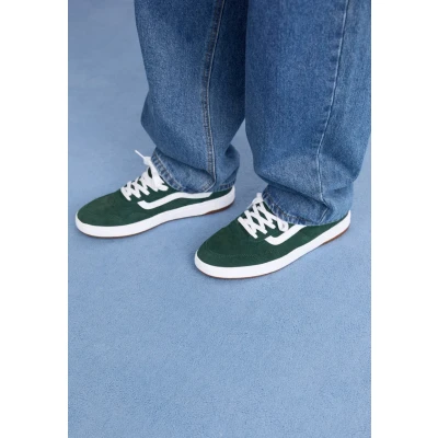 Abbildung von Vans Cruze 3.0 Unisex Sneaker low, Größe: 38, Scarab/true white Veloursleder