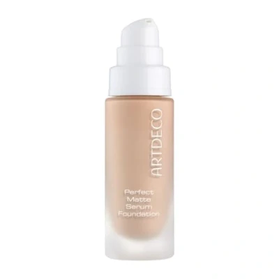 Abbildung von ARTDECO Perfect Matte Serum Foundation Langanhaltende, pflegende mit seidig mattem Finish 1 x 20 ml