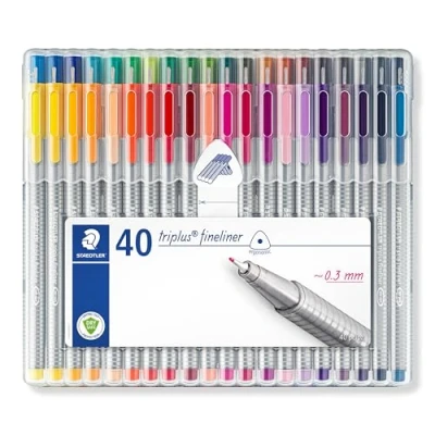 Abbildung von STAEDTLER 334 SB40 Fineliner triplus (ergonomische Dreikantform, hohe Qualität Made in Germany, superfeine Spitze, Set mit 40 brillanten Farben, Linienbreite 0,3 mm)
