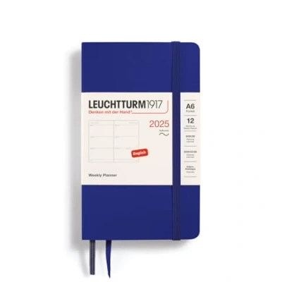 Abbildung von LEUCHTTURM1917 370687 Wochenkalender 2025, Pocket A6 Softcover 12 Monats Planer, liniert Ink, Englisch