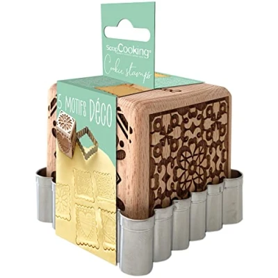 Abbildung von SCRAP COOKING Backstempel aus Holz mit dekorativen Motiven, Haus 1 Ausstechform Keks &amp; Würfel Deko 5 Seiten in Relief Form Dekoration 5139, silber