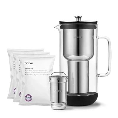 Abbildung von Aarke Purifier, Wasserfilterkaraffe aus Glas und Edelstahl, 2.4L + 3er Pack Enriched Filter Nachfüllbeutel