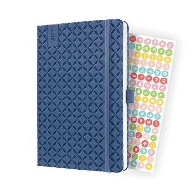 Abbildung von SIGEL J3101 Wochenkalender Jolie 2023 ca. A5 blau Hardcover Gummiband, Stiftschlaufe, Einstecktasche 174 Seiten FSC zertifiziert Terminplaner