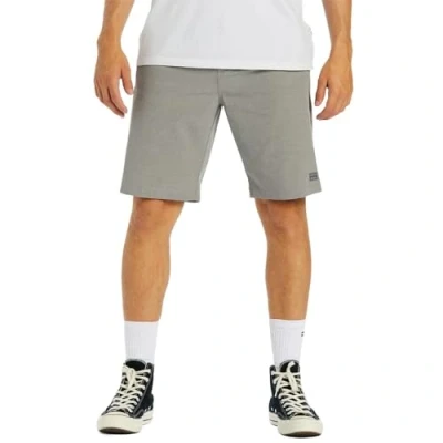 Abbildung von Billabong Crossfire Walk Shorts für Männer Grey 32