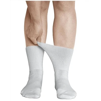 Abbildung von vitsocks Damen Diabetikersocken extra weit ohne Gummi Bund Socken (3 PAAR) geschwollene Füße Baumwolle, weiß, 39 42