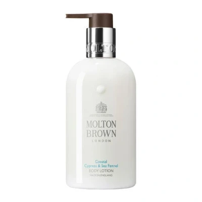 Abbildung von Molton Brown Coastal Cypress &amp; Sea Fennel Bodylotion 300 ml