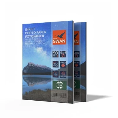 Abbildung von Blue Swan 13x18 cm Glänzendes Fotopapier, 200 g/m², 100 Blatt (2 Packungen à 50), Hochglanz Beschichtung, Schnell Trocknend, Wasserabweisend, Kratzfest, Hohe Farbbrillanz