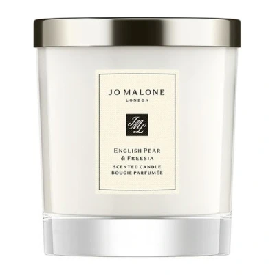 Abbildung von Jo Malone English Pear &amp; Freesia Duftkerze 200 g