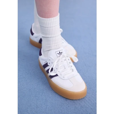 Abbildung von adidas Originals Sambae Sneaker low, Damen, Größe: 35.5, White/off white/aurora plum Leder