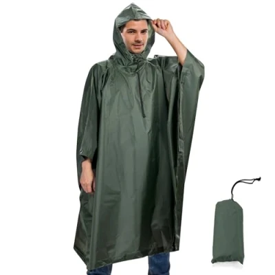 Abbildung von Regenponcho Wasserdicht Regencape mit Kapuze Multifunktionales Regenmantel Wiederverwendbar Regenkleidung Faltbare Ripstop Damen Herren für Wandern Camping Angeln Täglichen Gebrauch Gras Grün