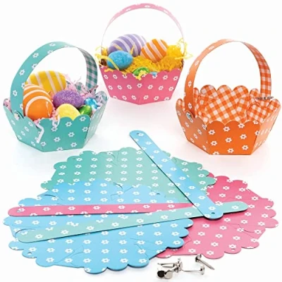 Abbildung von Baker Ross Frühling Korb Kits 8er Pack, Moosgummi Basteln für Kinder(FC631)