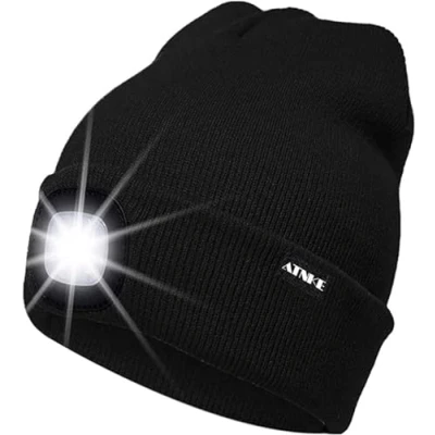 Abbildung von ATNKE LED Beleuchtete Mütze,Wiederaufladbare USB Laufmütze mit Licht Extrem Heller 4 Lampe Winter Warme Stirnlampe für Herren und Damen Geschenke/Black
