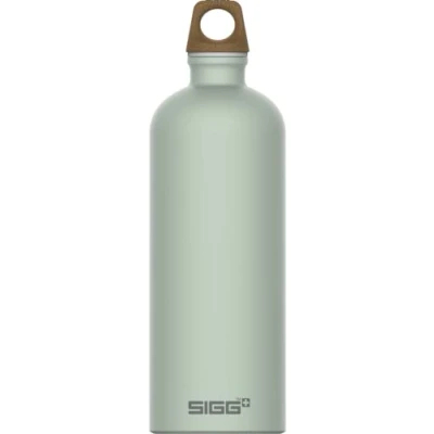 Abbildung von SIGG Alu Trinkflasche Traveller MyPlanet Repeat Klimaneutral Zertifiziert kohlensäurehaltige Getränke Auslaufsicher Federleicht BPA frei Outdoor &amp; Yoga Mattes Weissgrün 1L
