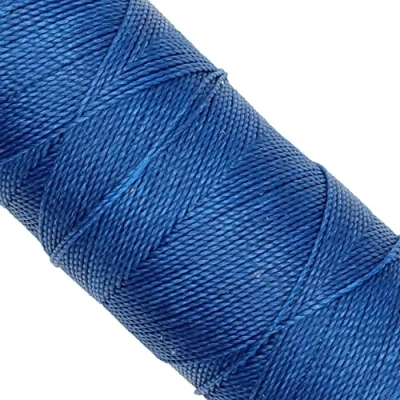 Abbildung von LINHASITA, Garnspule, gewachst, 100 g / 170 Meter, Dicke: 1 mm, Polyester, Makramee Garn, 30 Farben metros gr blau