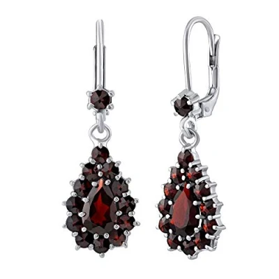 Abbildung von SILVEGO Damen Ohrringe aus 925 Sterling Silber mit echtem Granat Tropfen Ohrhänger