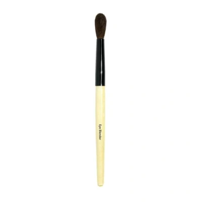 Abbildung von Bobbi Brown Eye Blender Brush