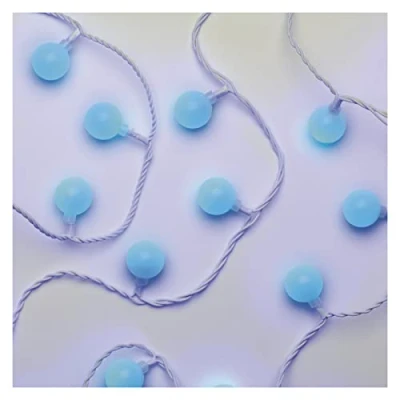 Abbildung von EMOS LED Lichterkette Cherry Blau für Innen und Außen, 4m lange Weihnachtslichterkette mit 40 LEDs in Kugelform 2,5cm, 6h Timer, Netzteil Transformator, Partys, Weihnachten, Deko