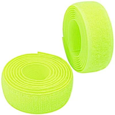 Abbildung von AERZETIX C65899 Klettband/ rolle 20 mm 1 meter organizer/kabelbinder band für kleidersäcke aus polyamid und polyester farbe: neongelb