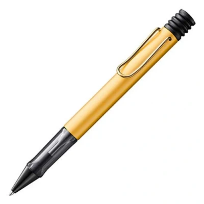 Abbildung von LAMY 1235509 AL star Kugelschreiber 299 Kuli aus Aluminium in der Farbe Gold/Schwarz Mit ergonomischem Griff und transparentem Griffstück Großraummine Strichbreite M